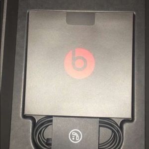 Black beat headphones